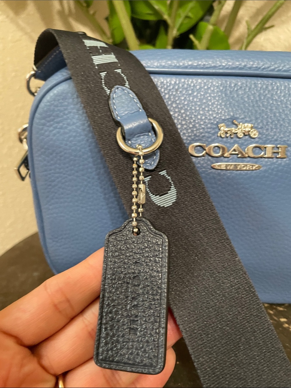 Coach Jaime Blue Soft Pebbled Leather Camera Crossbody with guitar Strap - Picture 5 of 12